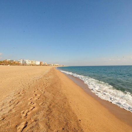 Homeholidaysrentals Lorraine Malgrat de Mar Exterior foto